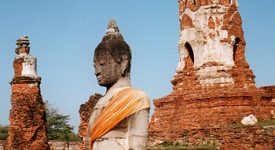 2. Buddha La Ayuthaya