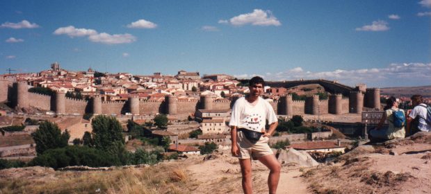 6. Zidurile Din Avila