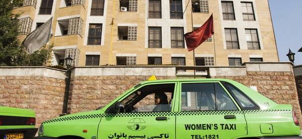 15. Taxi Femei Teheran
