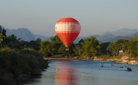 15. Balon In Vang Vieng