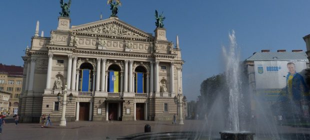 1. Teatrul Din Lvov Copy