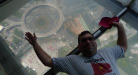 6. Plutind Deasupra Shanghai Ului Copy