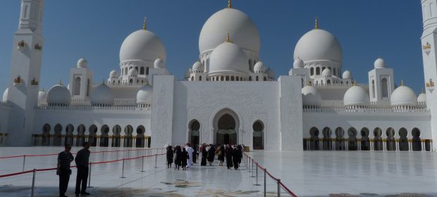 6. Moscheea Zayed Abu Dhabi
