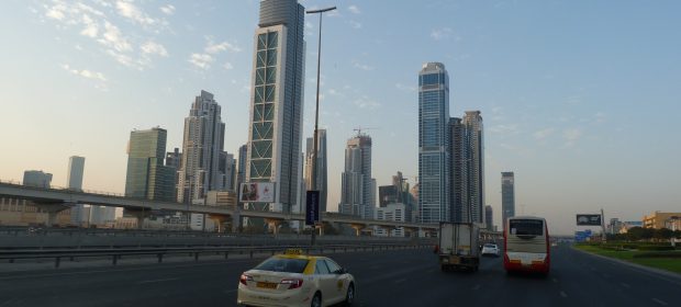 8. Dubai Dimineata