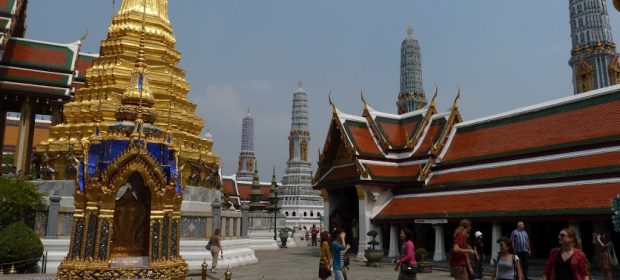 14. Zona Templelor