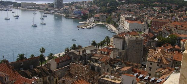 3. Split Din Turnul Clopotnitei