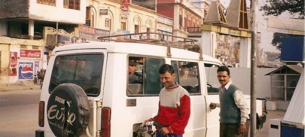 Tata Sumo Spre Varanasi