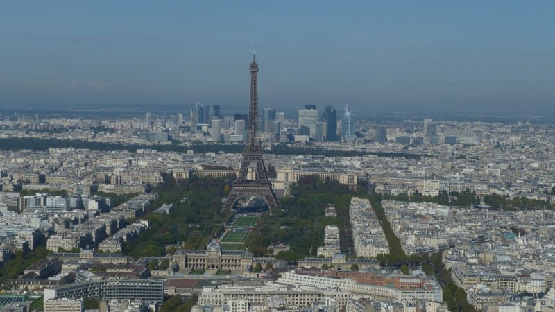 8. Obiective turistice Paris Turnul Eiffel