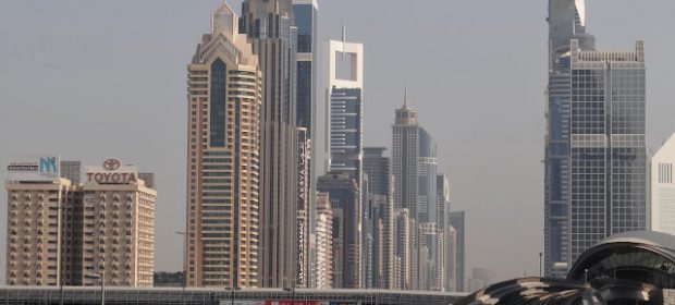 10. Dubai Vazut Din Metro