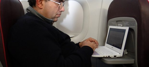 12. In Avion Copy