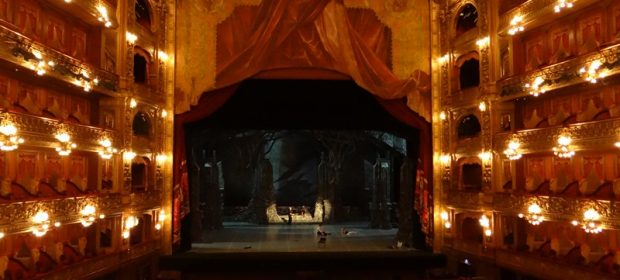 15. Sala Mare Teatrul Colon Copy