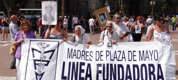 19. Mamele Din Plaza De Mayo Copy