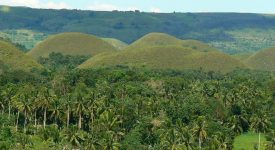 17. Chocolate Hills