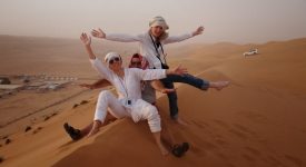 41. Trupa De Oman De La Qatar Airways