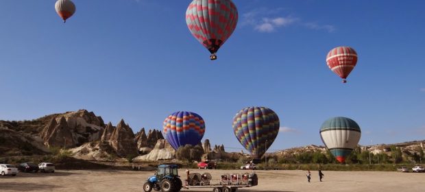 43. Baloane In Cappadocia