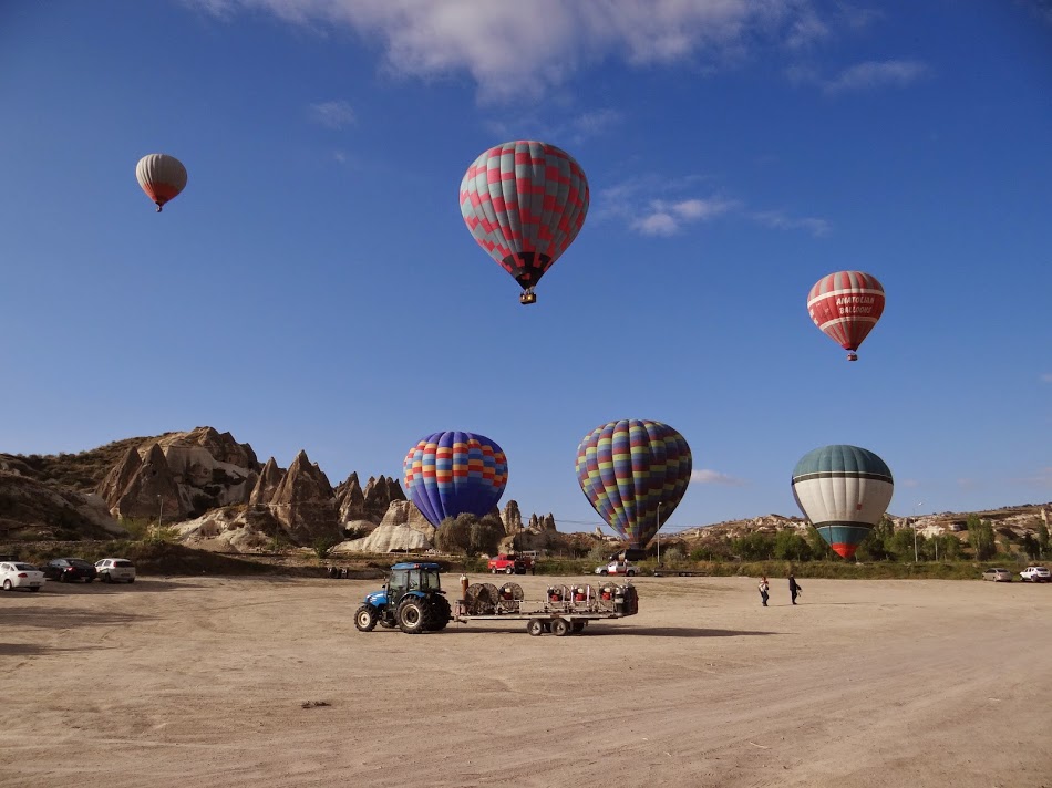 43. Baloane In Cappadocia