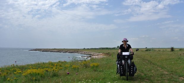 Alina Ene Cu Bicicleta In Bulgaria