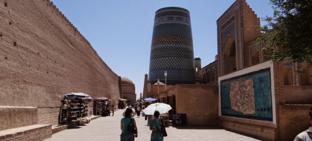 10. Primii Pasi In Khiva