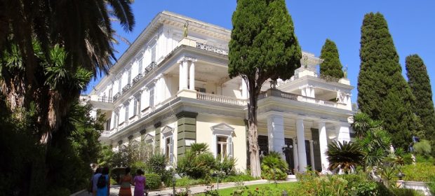 19. Palatul Achilleion