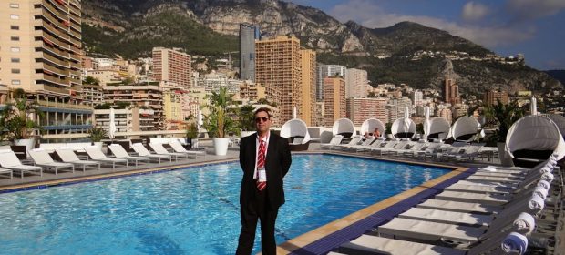01. Piscina Hotel Fairmont Monaco