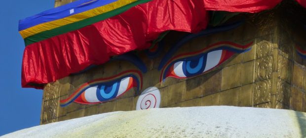 01. Ochii Lui Buda Din Nepal