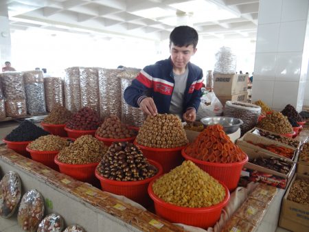 14. Piata Samarkand