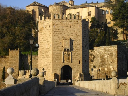 15. Intrare Cetatea Toledo