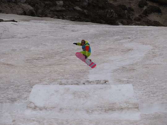 20. Snowboarding Bucegi