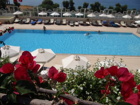 12. Hotel in Creta