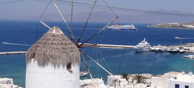 25. Mykonos