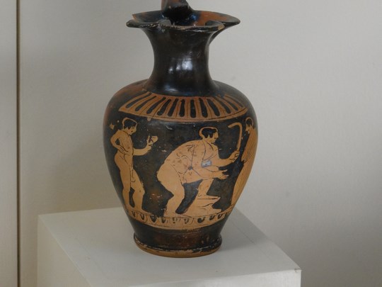 30. Ceramica greceasca