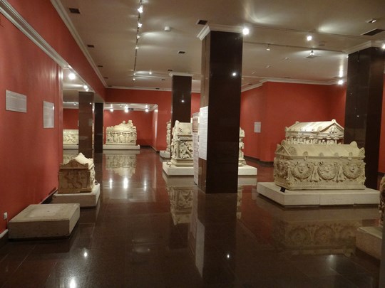 37. Sarcofage romane