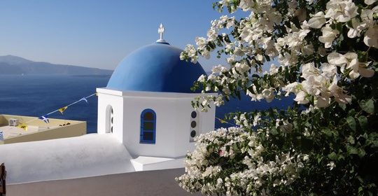 32 Oia Santorini