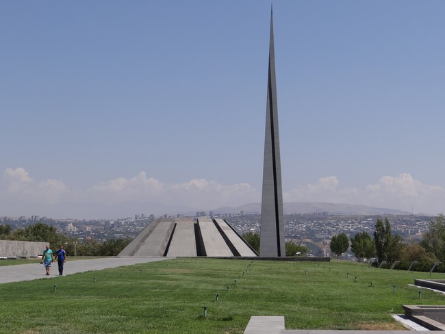 01. Mausoleul Genocidului Armean