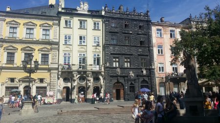 03. Piata Centrala Lviv