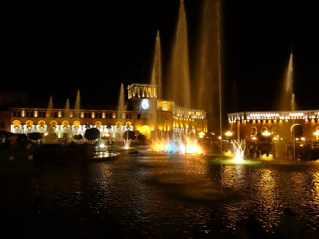 05. Night show in Erevan