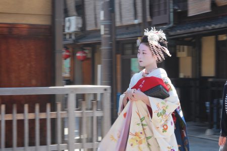 05. A Kyoto maiko