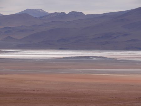 08. Laguna colorata