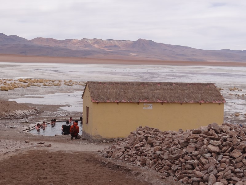 13. Izvoare fierbinti Bolivia