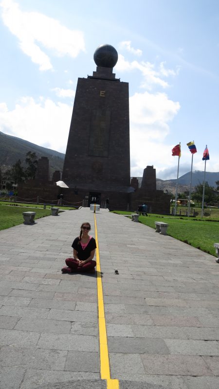 Cu Romie la Mijlocul Lumii - Quito - Ecuador