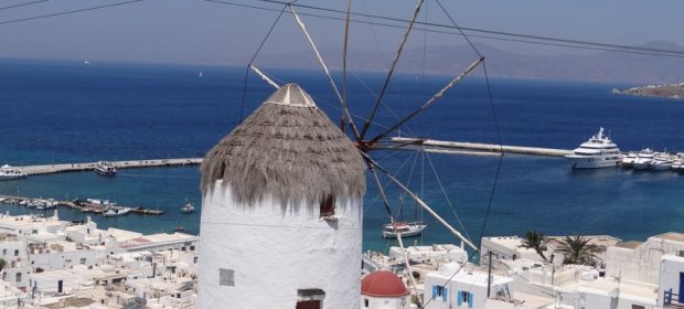 15. Mykonos City