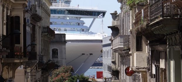 14. Croaziera Montevideo
