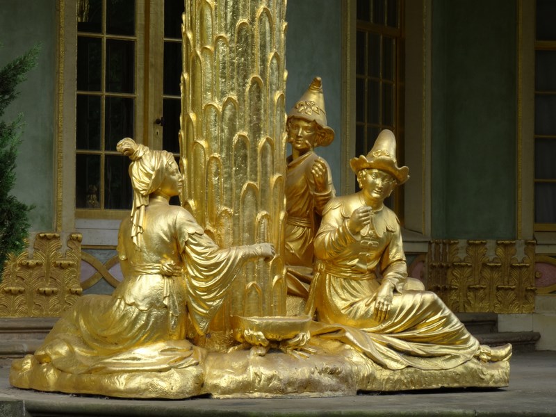 15. Statui de aur - Potsdam, Berlin