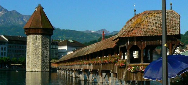 01. Podul Luzern
