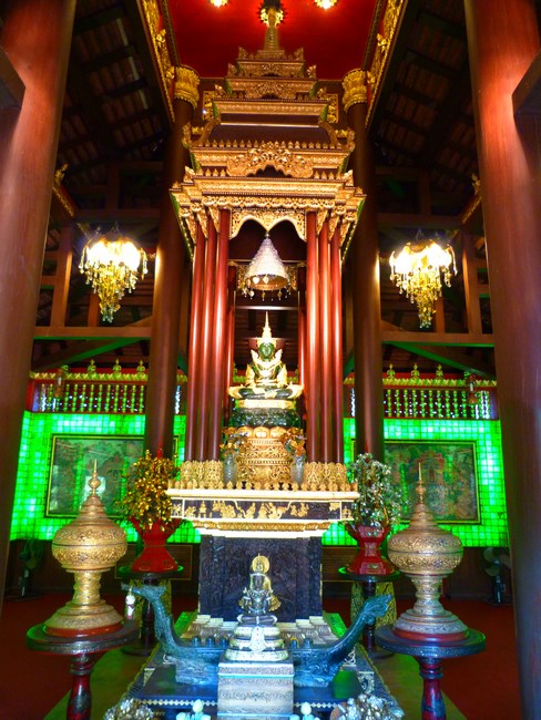 07. Emerald Budda Chiang Rai