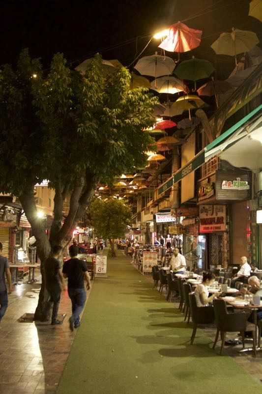 18-antalya-strada-comerciala