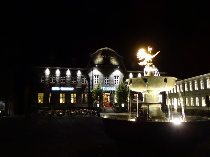 04-piata-centrala-goslar-noaptea