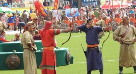 13. Tir Cu Arcul Naadam