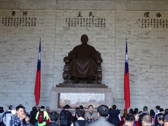 10-chiang-kai-shek