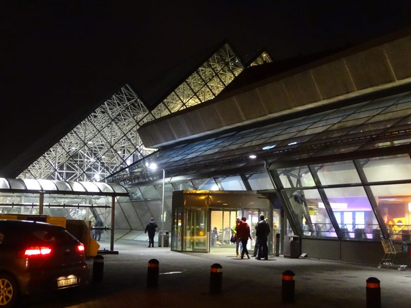 14. Aeroport Reykjavik